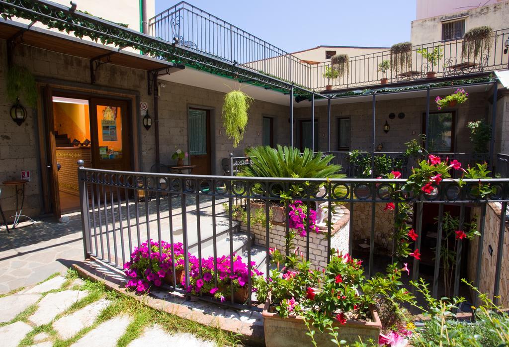 Hotel Pace Pompei Exterior foto